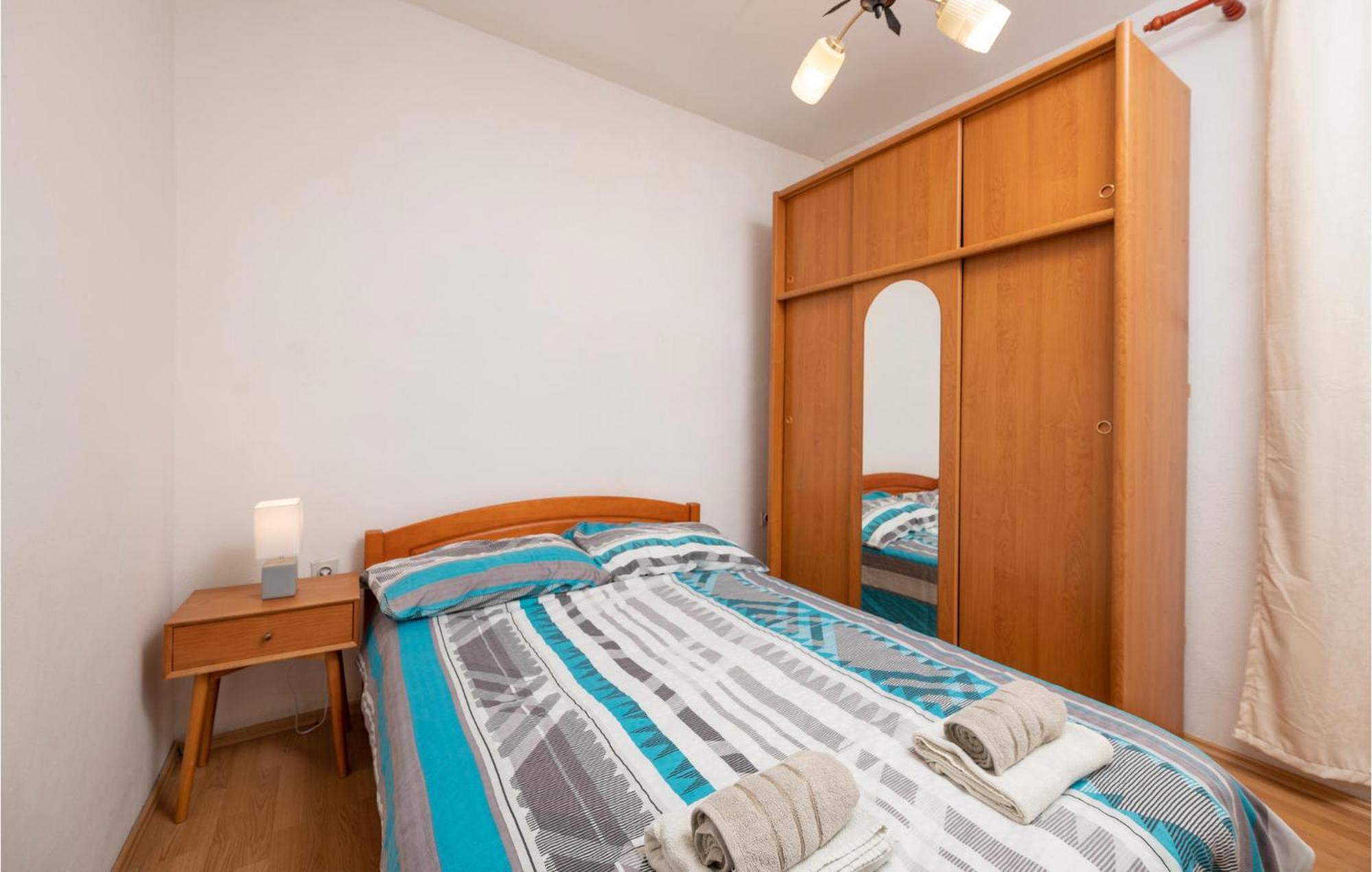 Cozy Apartment In Fazana With Kitchen Kültér fotó