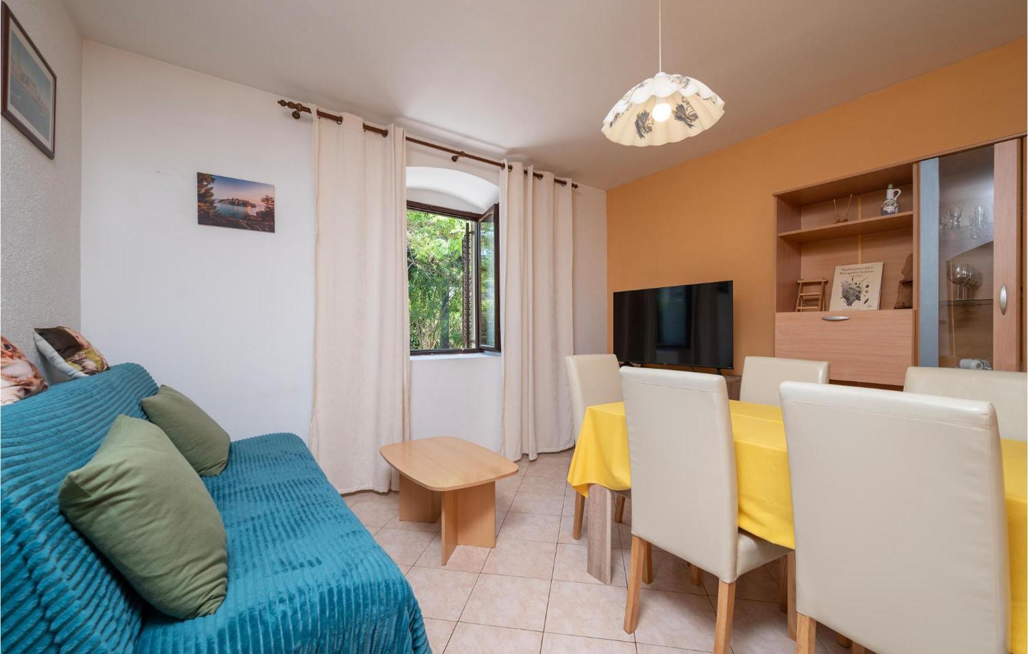 Cozy Apartment In Fazana With Kitchen Kültér fotó